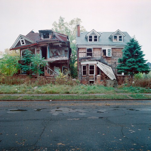 Abandoned House 0.jpg (457 KB)